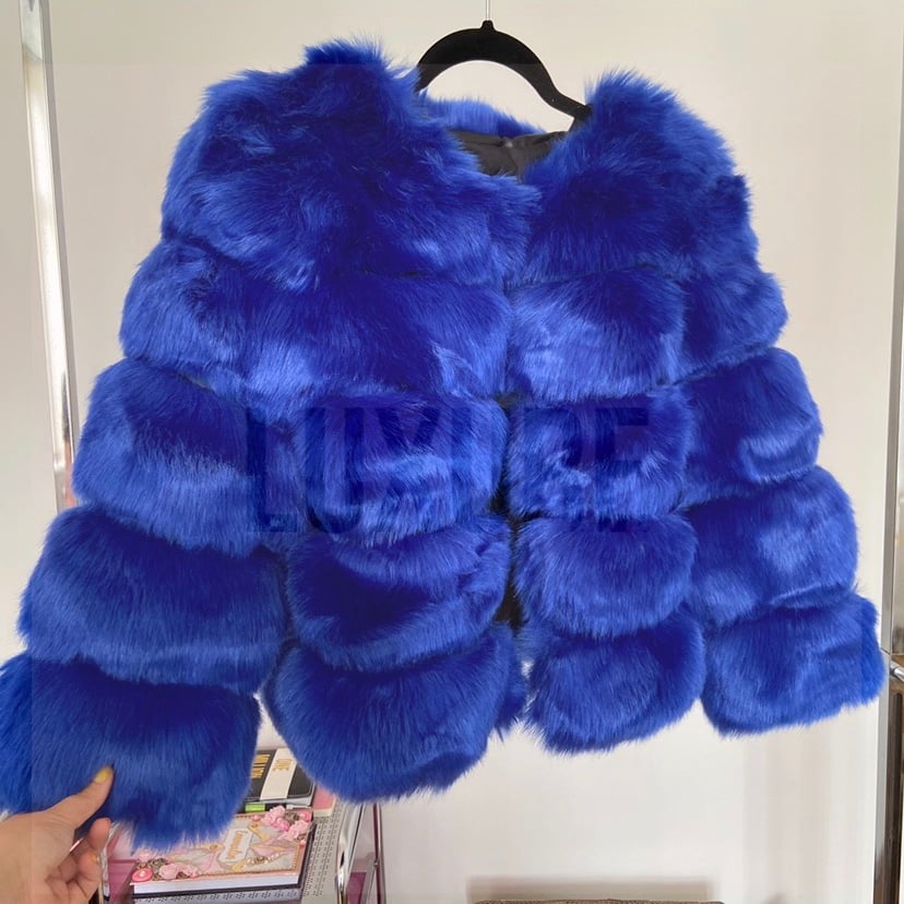 Blue Faux Fur Coat Luxure Couture, Royal Blue Faux Fur Coat Plus Size