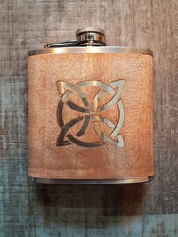 Classic 6oz Light Wood Veneer Hip Flask with Engraved Celtic Design