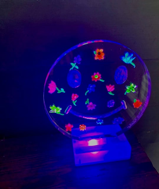 Image of Smiley Lucite Lamp with small painted flowers!