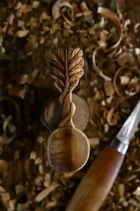 Image 4 of ~Twisted Stem Oak leaf Scoop 