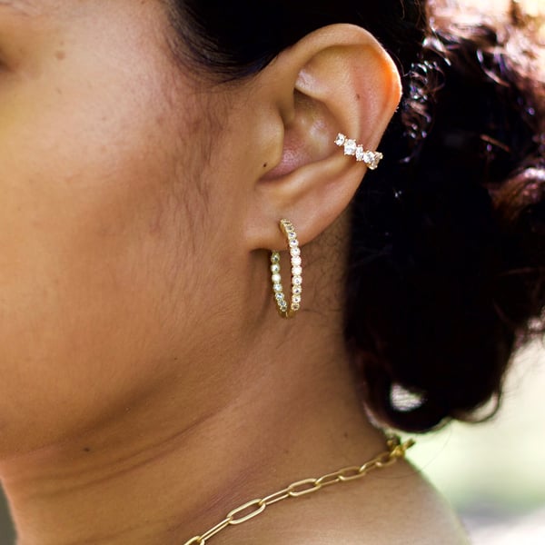 Image of EXQUISITE - CRYSTALED HOOPS