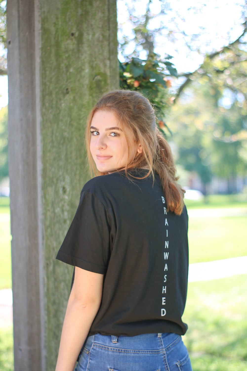 BLACK & WHITE BRAINWASHED TEE