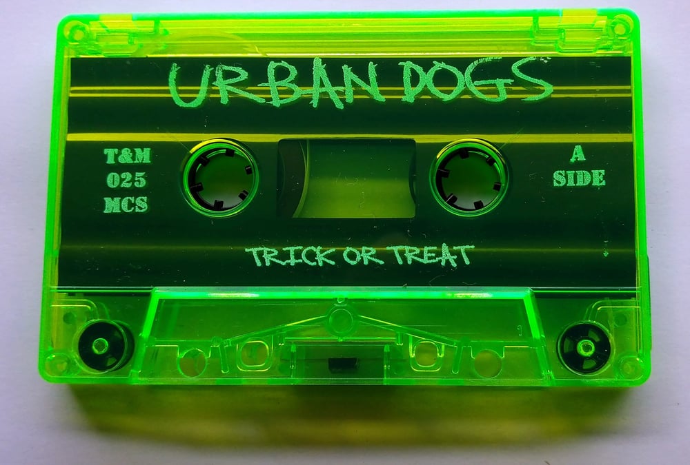 T&M 025 MCS - Urban Dogs - Trick or Treat - Cassette Single