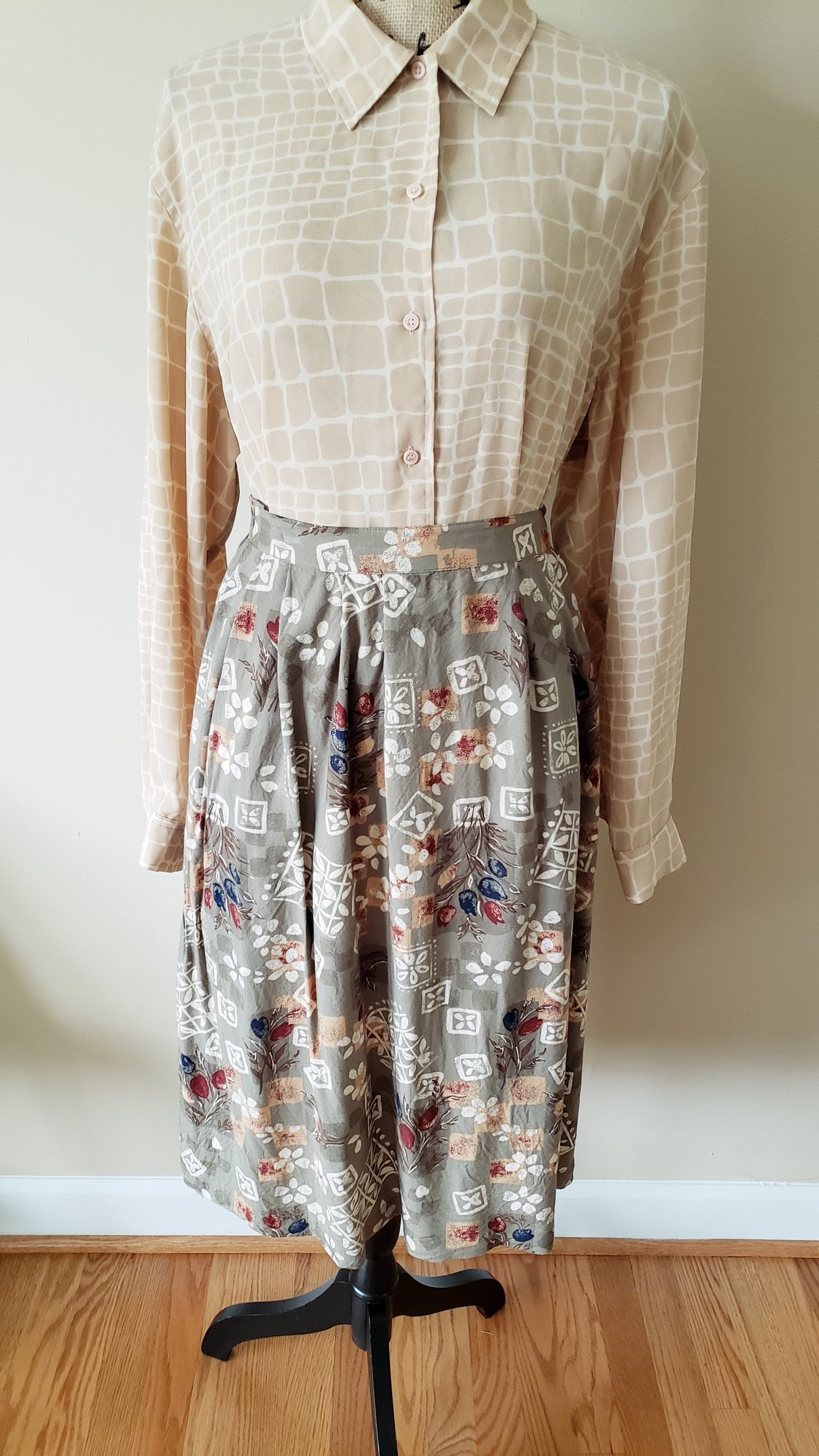 Image of Olive Green Print Skirt