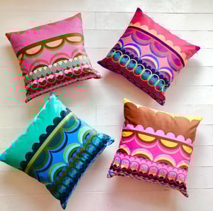 Image of Disc'O' Pink Velvet Cushion