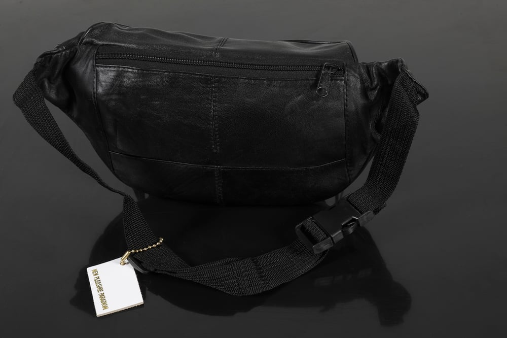 Image of 0001 - LAMBSKIN FANNY PACK 