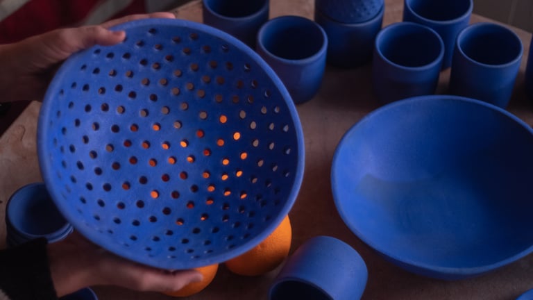 Blue Colander Image 5