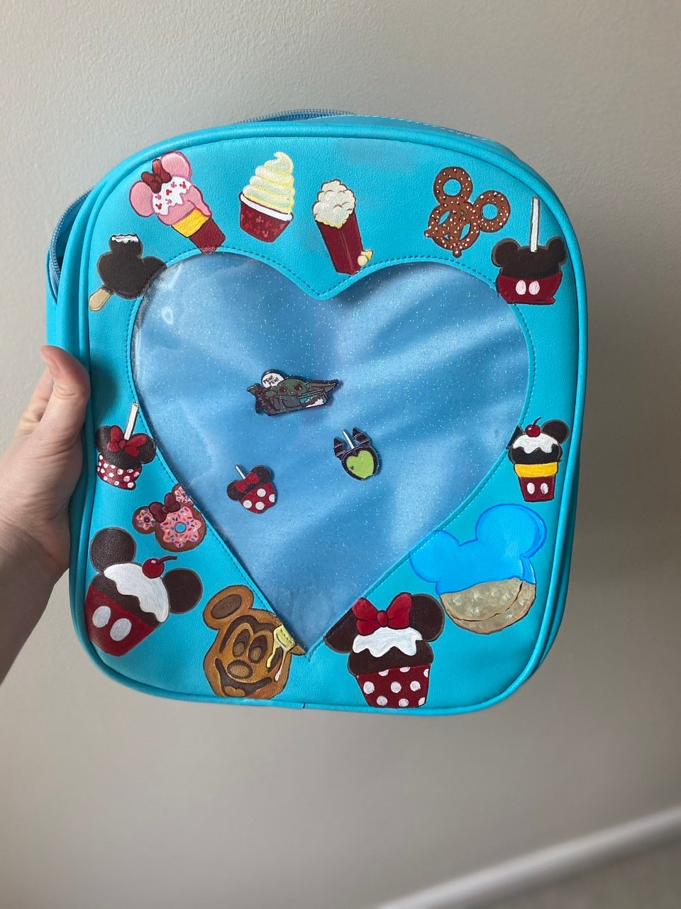 Snacks window park backpack