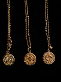 “What’s your zodiac sign?”  Necklace (Real 18k Gold Plated)