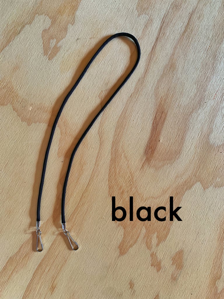 PARACORD MASK CHAINS Image 5