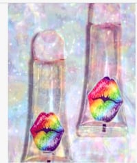 Y2K lipgloss 