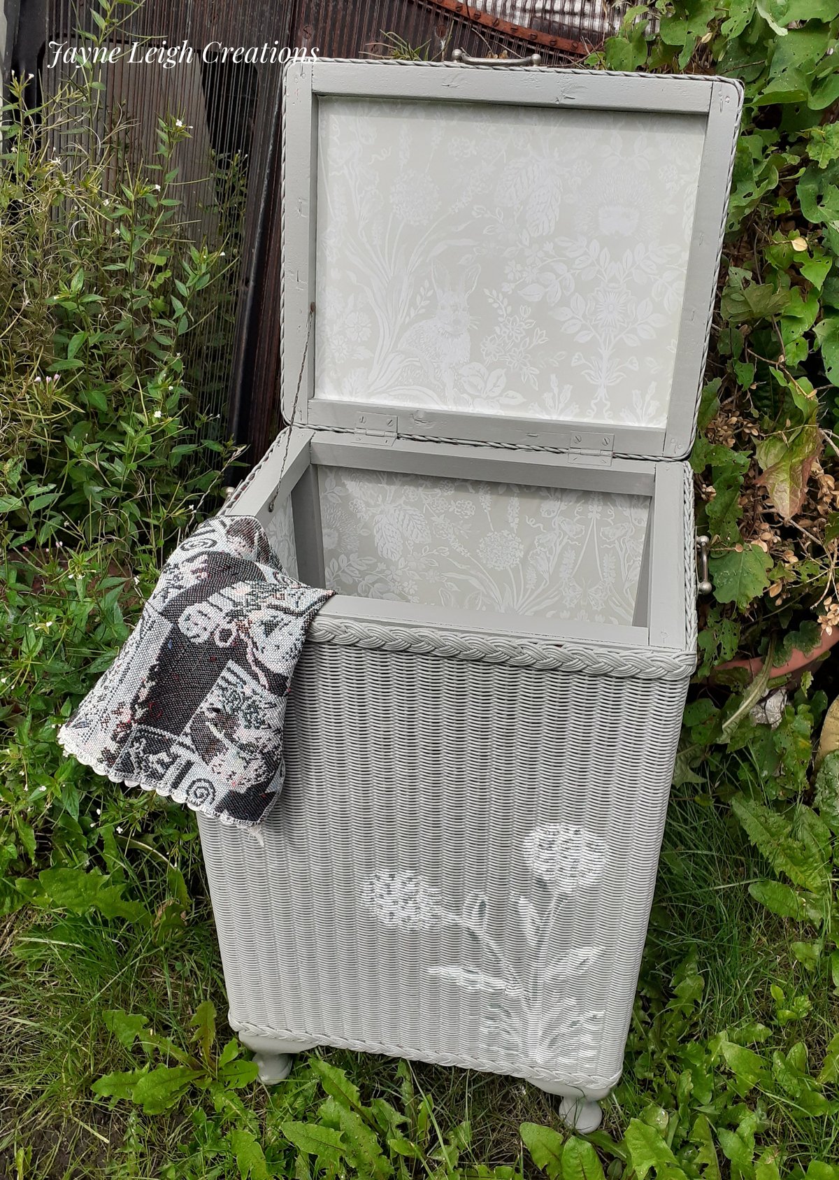 Image of Lloyd Loom Linen Box