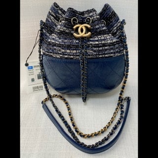 Image of Chanel 2018 S/S Tweed Gabrielle Drawstring Bag 