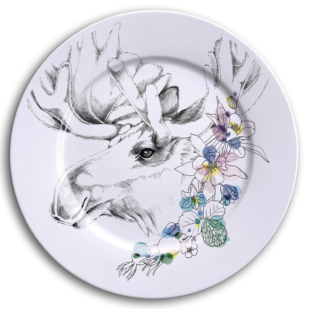 Image of MOOSE Dinner Plate