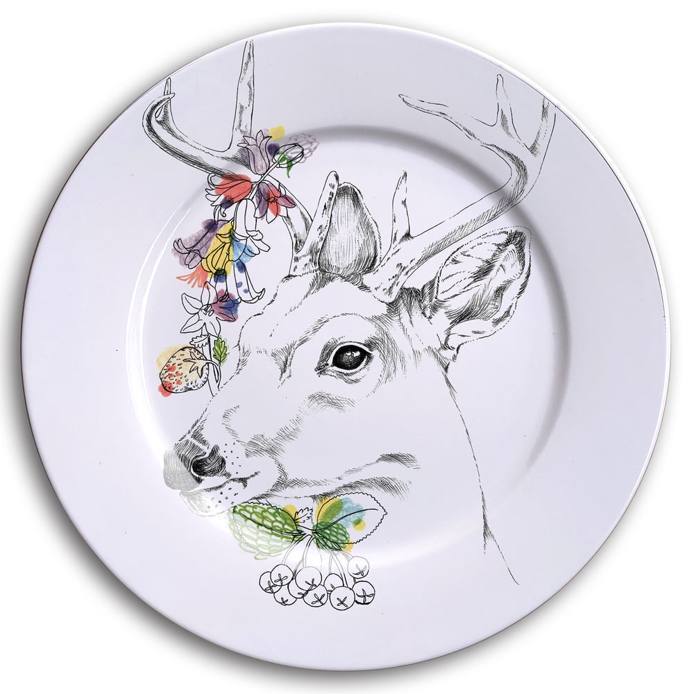 Image of WHITE TALED DEER Dinner Plate