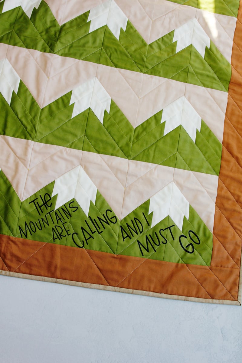 Image of SNOWY MOUNTAIN QUILT Pattern PDF