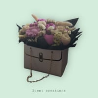 Image 1 of wax melt handbag bouquet