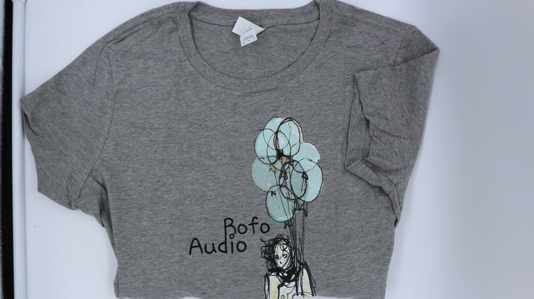 Woman's Grey Weathered and Worn T-Shirt Bundle Image 2