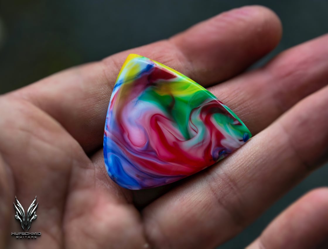 Image of 3mm 'Crazy Swirls' plectrums