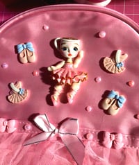 Image 2 of RUFFLE BACK PACKS WITH  CLAY DECO variety 