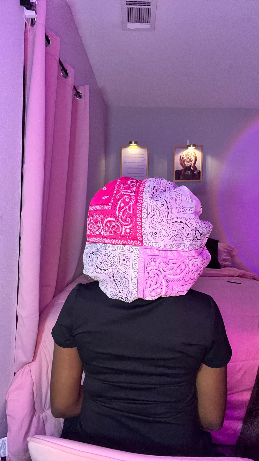 Image of OMBRE COLOR BANDANA BONNET+ SATIN INTERIOR 