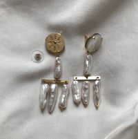 Image 3 of BOUCLES PLUIE DE NACRE