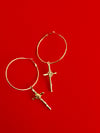 CROSS & ROSES GOLD HOOP EARRINGS 