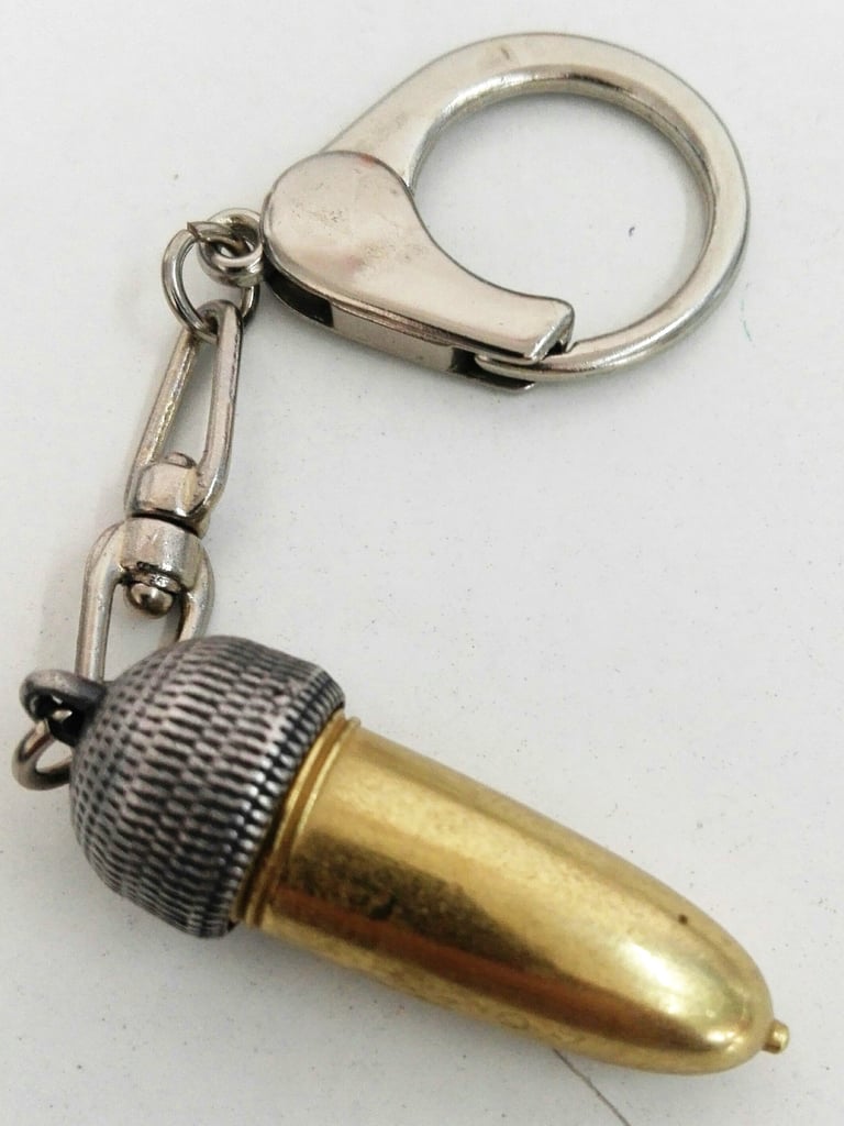 Amuleto  "Cabeça de Víbora"