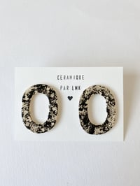 Paire de boucles d’oreilles céramique TOTEM OVALA marbre noir