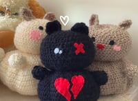 small crocheted bear amigurumi (EDGY BEAR <3)