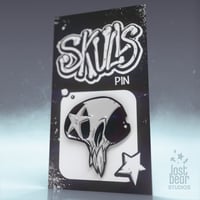 "Skull Pin"