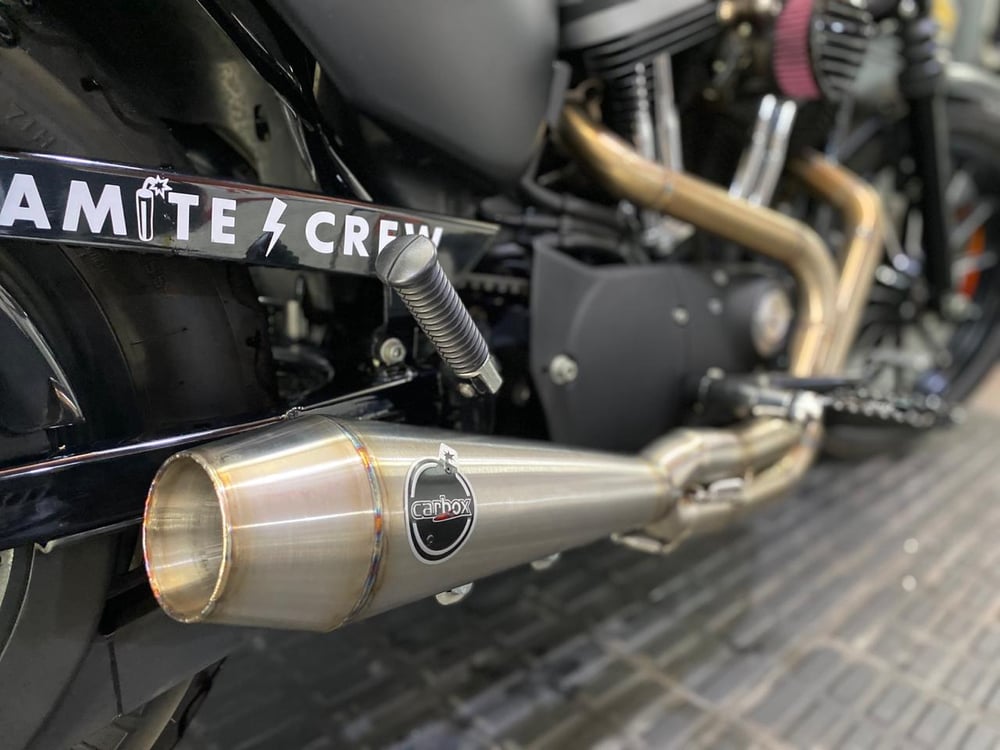 Image of Dynamite Crew VS Carbox Racing Sportster Exhaust
