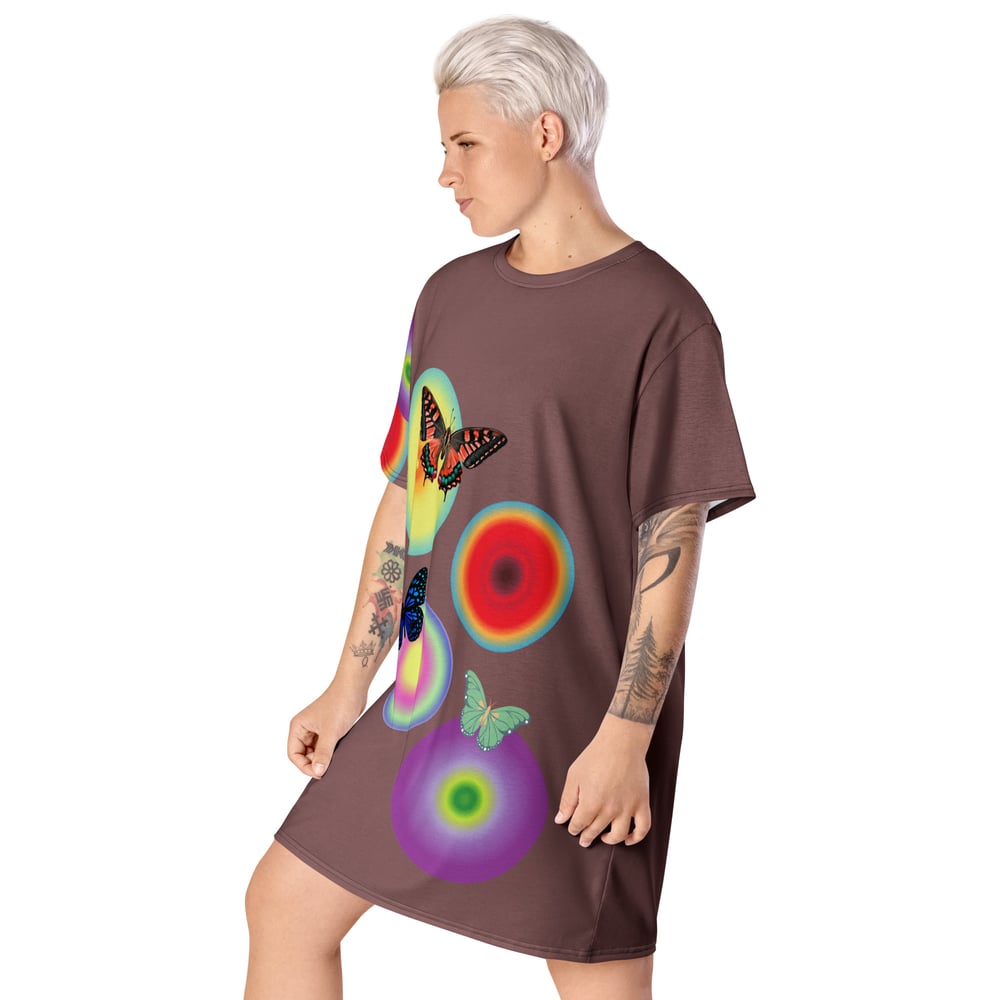 Image of Butterfly Orbs T-shirt dress