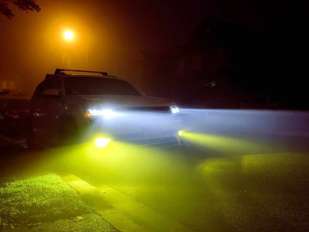 Dual Color LED Fog [1 bulb 2 colors] Choose between a Clean White