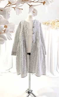 Image 2 of Winter coat size 6-8 years - grey&white