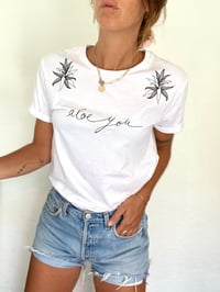 Image 4 of Tee "Aloe You"