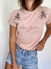 Image 1 of Tee "Aloe You"