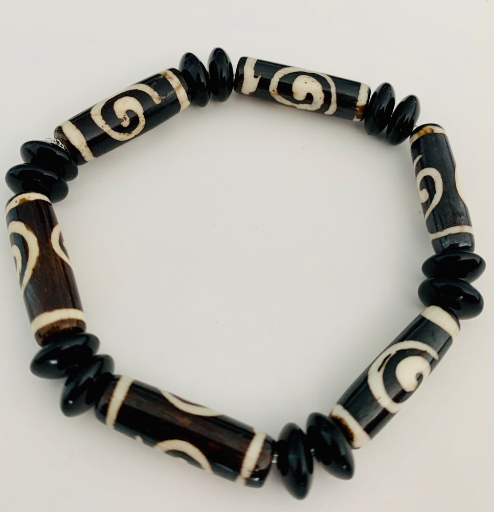 Image of Batik Bone Yin Yang 