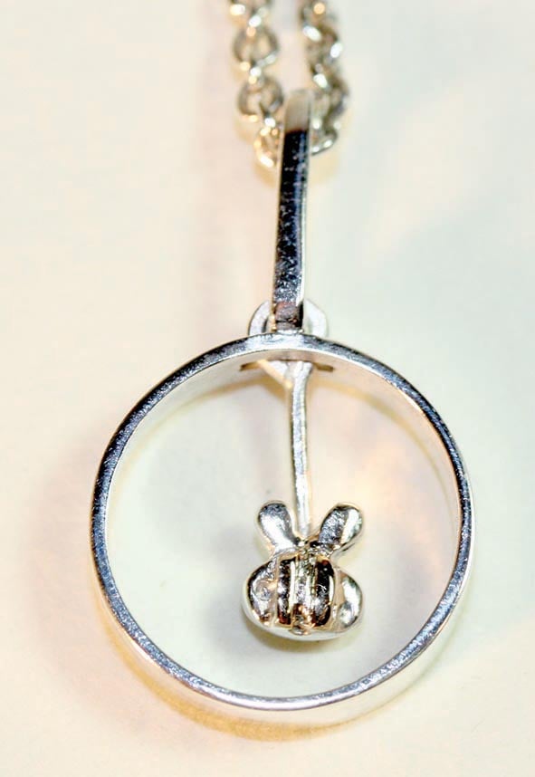 Swinging pendant (round)