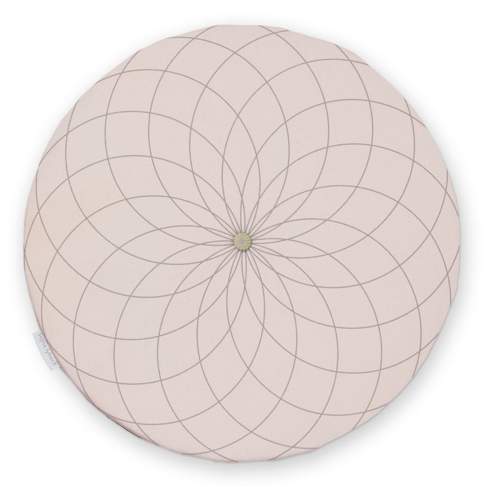 Image of 'Dahlia' round chair pad, dusty pink