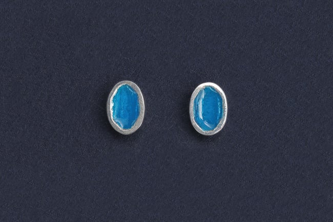 Enamel oval stud earrings