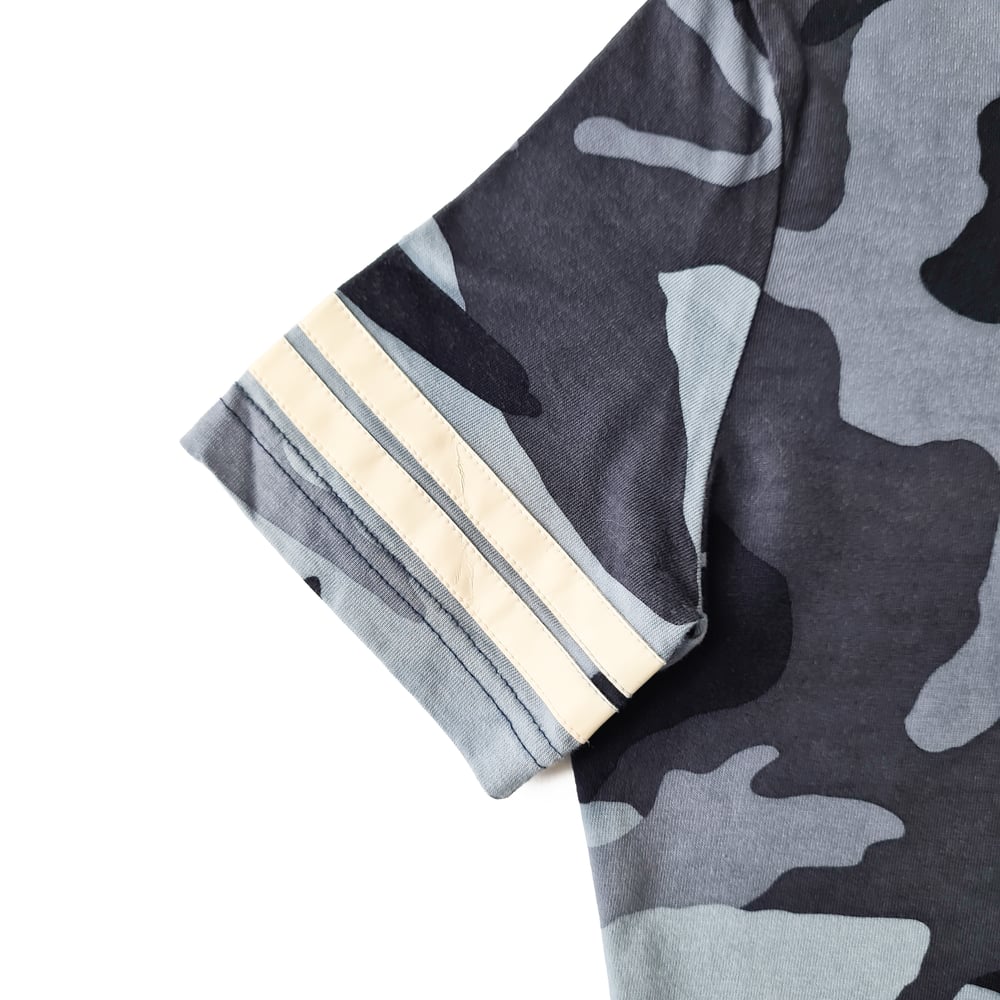 Image of Christian Dior Camo T shirt