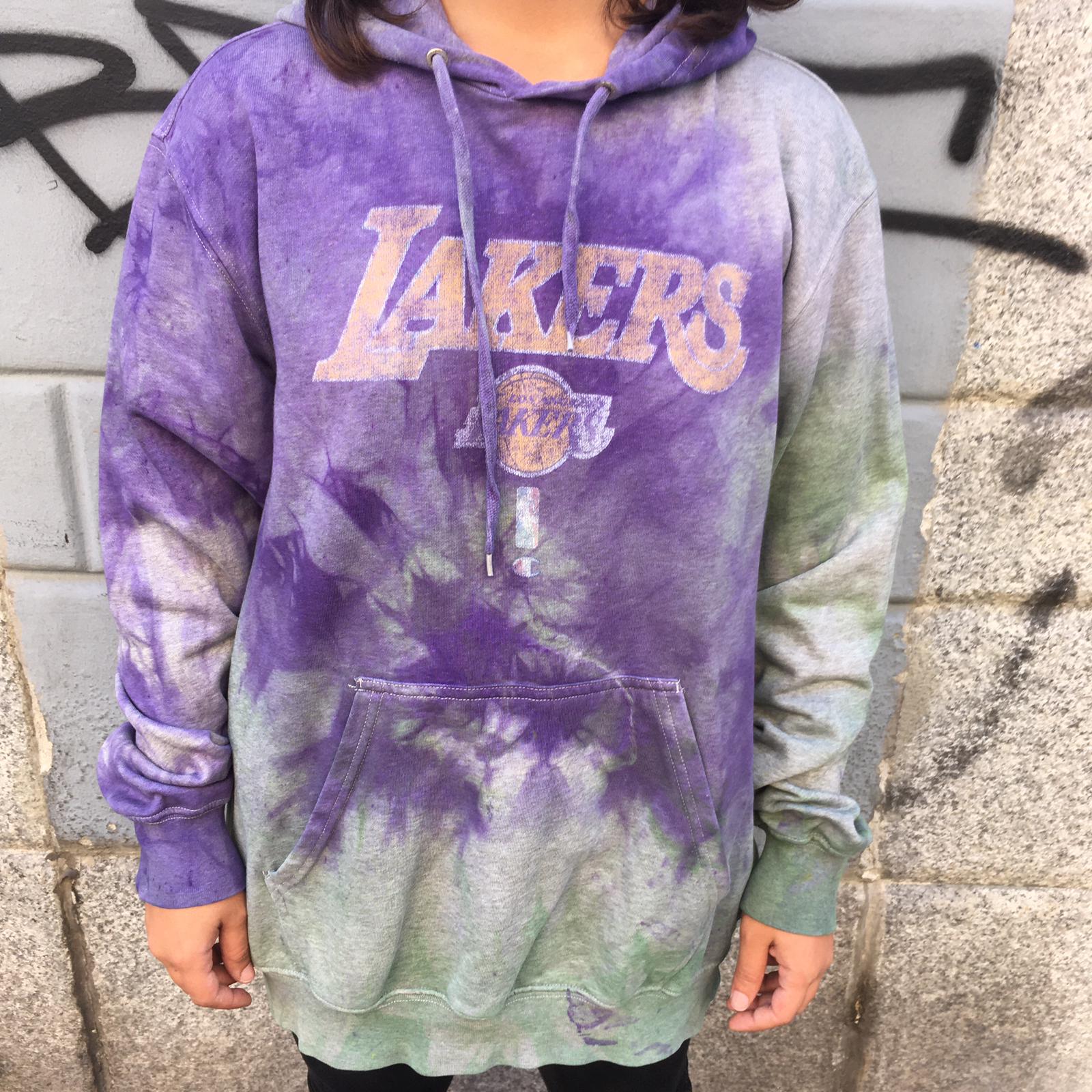 UPCYCLING LAKERS HOODIE / Groupies Vintage