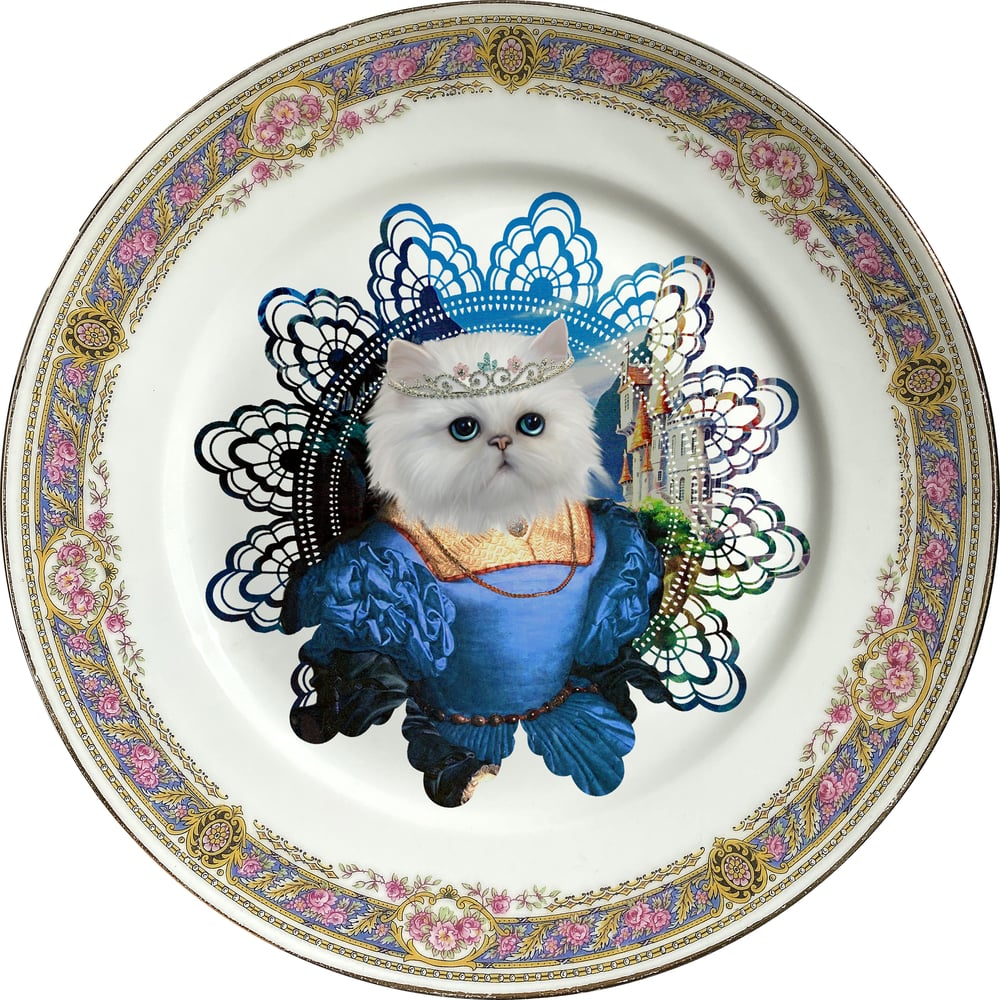 Image of Persian Queen - Vintage Porcelain Plate - #0736