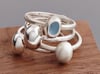 Round or oval pebble ring