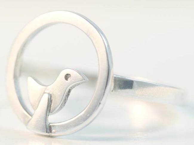 Bird round/oval ring 