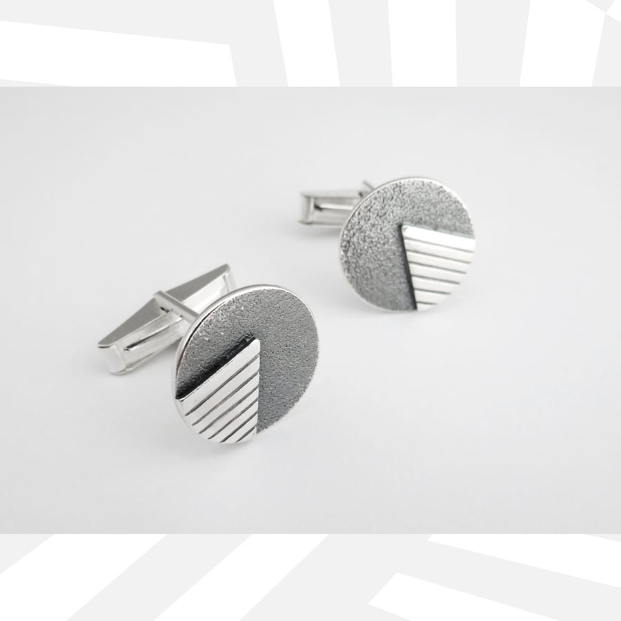 Image of V&A Cufflinks