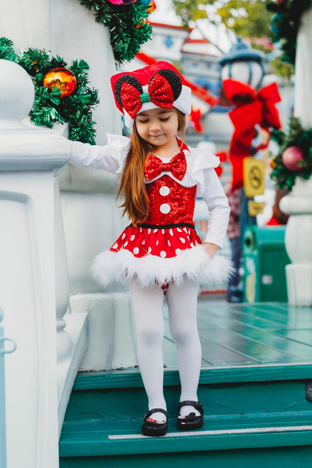 Minnie best sale santa hat