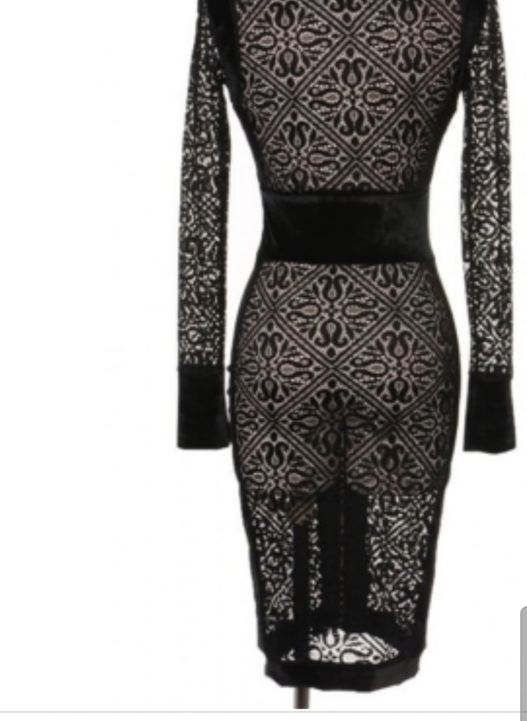 Long Sleeve V Lace Dress Image 2