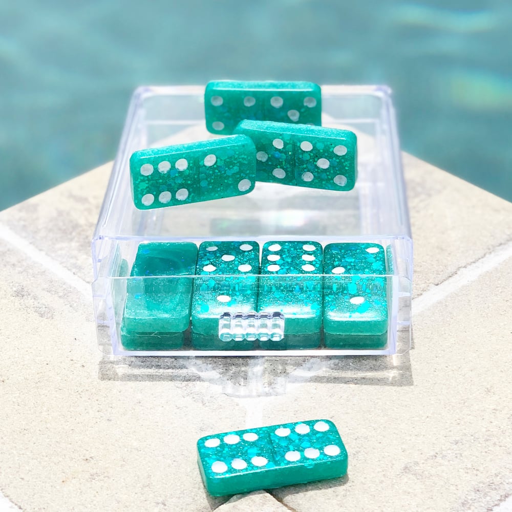Image of Jumbo dominos